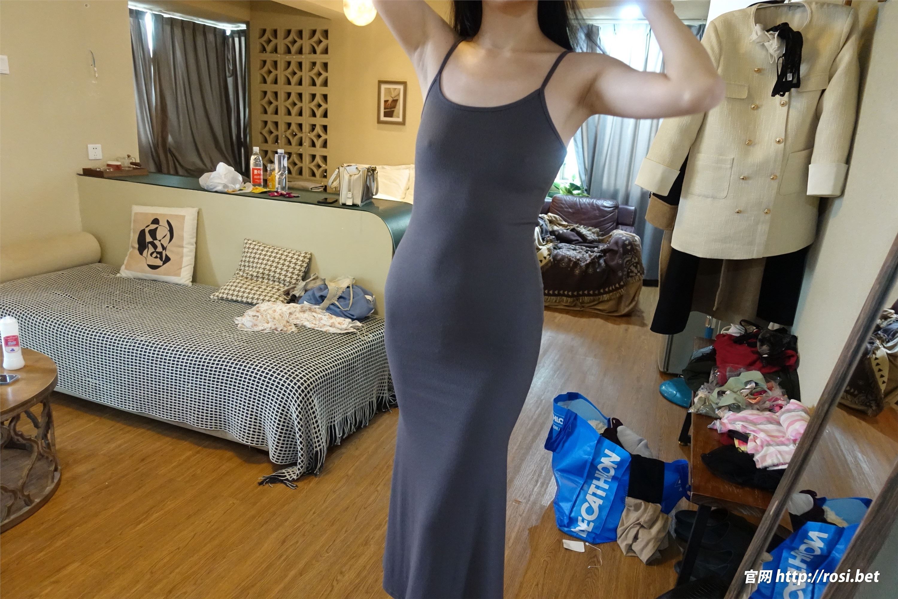 ROSI写真 2023.10.17 NO.4334